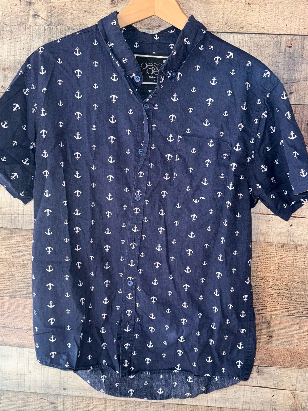 Descendants NYC Button Down Shirt Large Anchors Nautical Boating